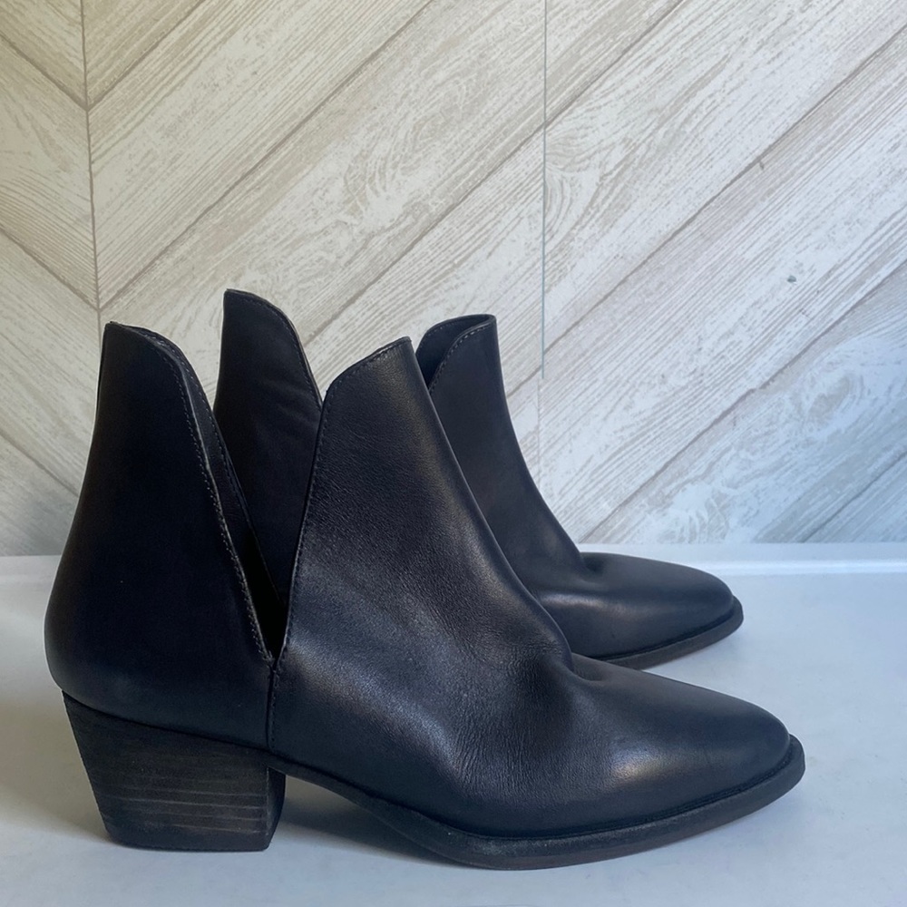 NEW Free People Charm double-v ankle boots booties 36